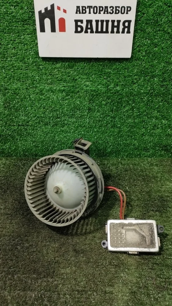 Моторчик печки Mercedes E-Class 2011 A2128200708 W207 271.860