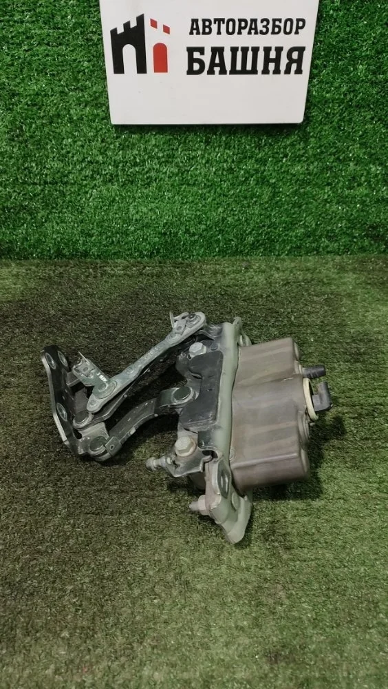 Петля капота Mercedes E-Class 2011 A2048800128 W207 271.860, левая