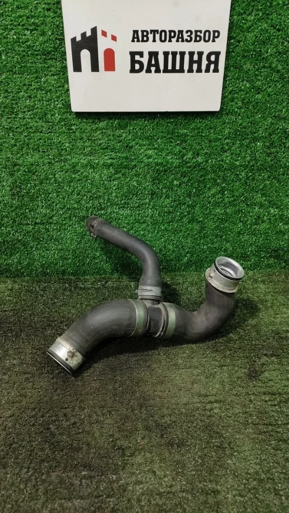 Патрубок системы охлаждения Mercedes E-Class 2011 A2045012682 W207 271.860