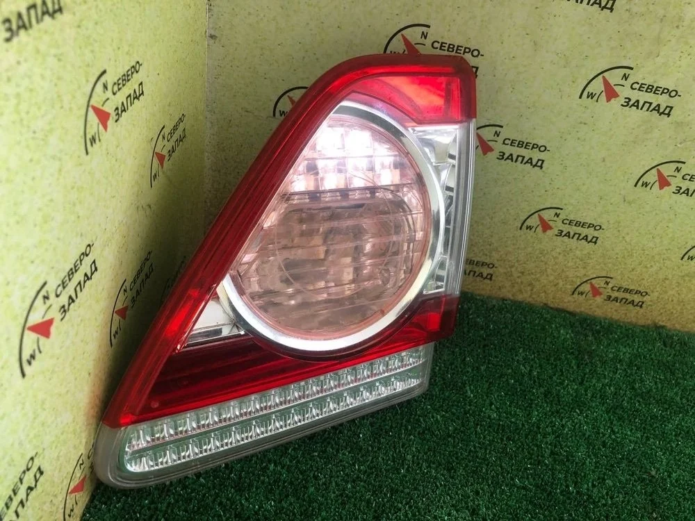 Фонарь Toyota Corolla 2011 8158112180 ZRE151 1ZR, задний правый