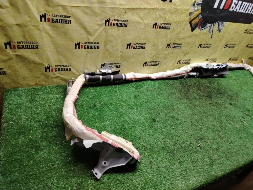 Шторка боковая AirBag Lexus Lx570 2008 6217060080 URJ201 3URFE, правая