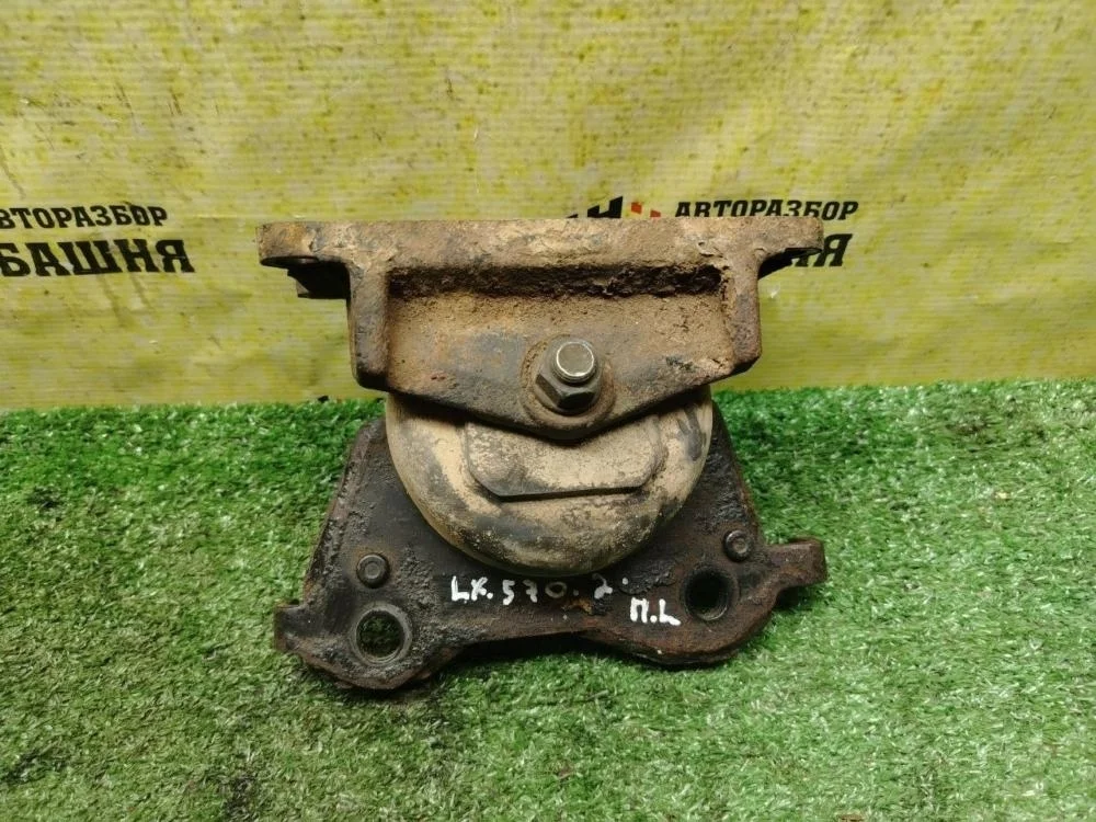 Подушка двс Lexus LX570 2008 1236238010 URJ201 3URFE, левая