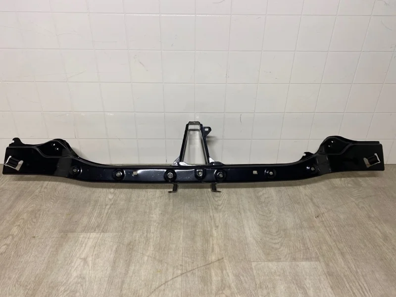 Усилитель бампера Mitsubishi Pajero 4 2006- MB42039 V87W 4M41, передний