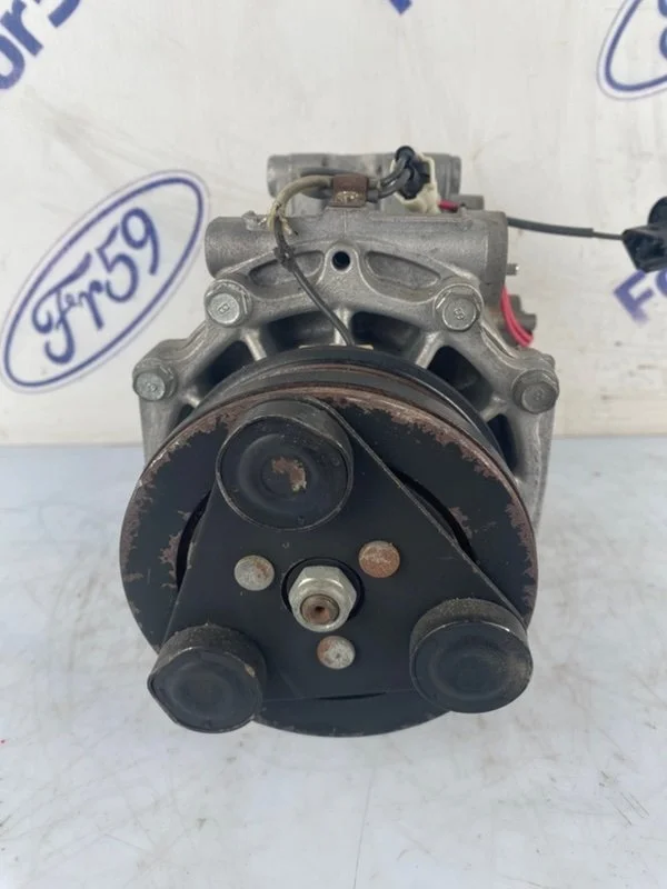 Компрессор кондиционера Mitsubishi Lancer 9 2004 MR460112 CS3A 1.6 (4G18)