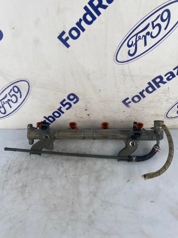 Рампа топливная Mitsubishi Lancer 9 2004 MD322720 CS3A 1.6 (4G18)