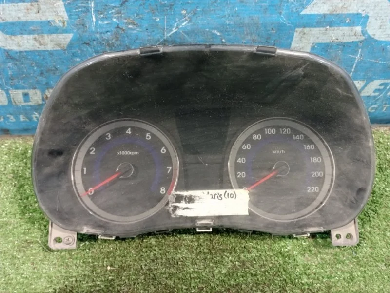 Панель приборов Hyundai Solaris 2010-2017