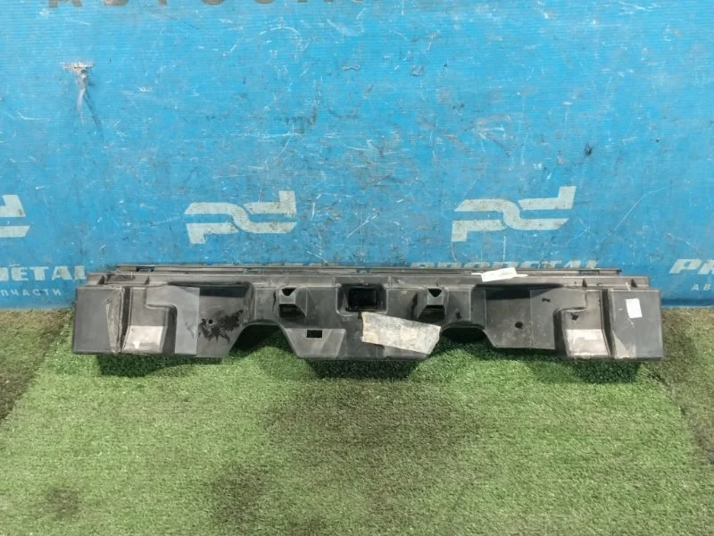 Кронштейн бампера задний Citroen C4 2006-2014