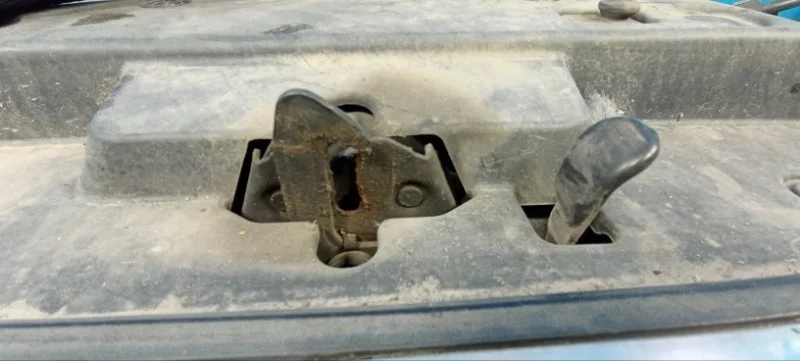 Замок капота Ssang Yong Actyon Sports