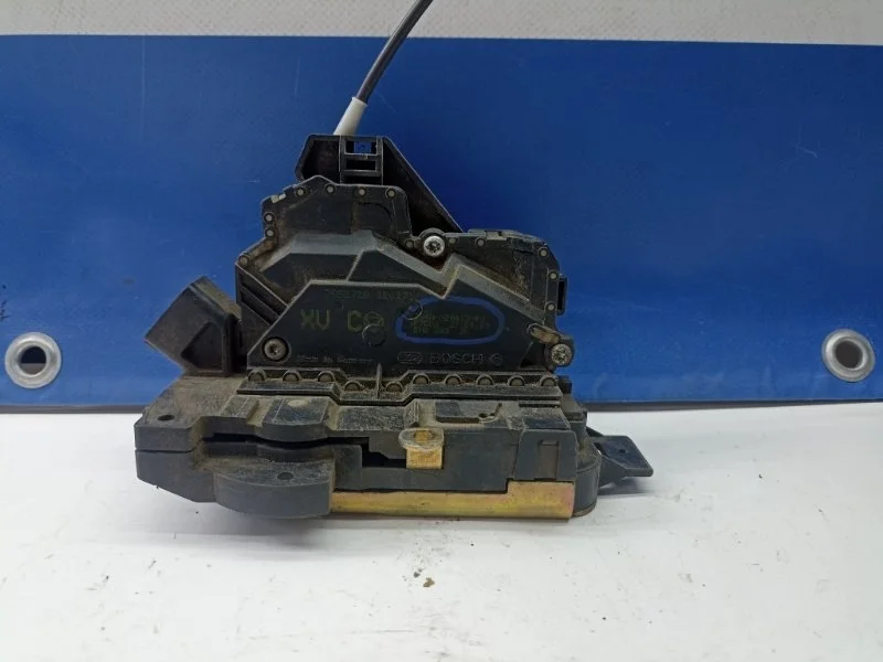 Замок двери Ford Focus 1 2003 4692464, задний левый