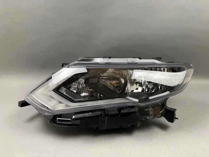 Фара Nissan X-Trail 2017-2022 260606FP1A T32, левая