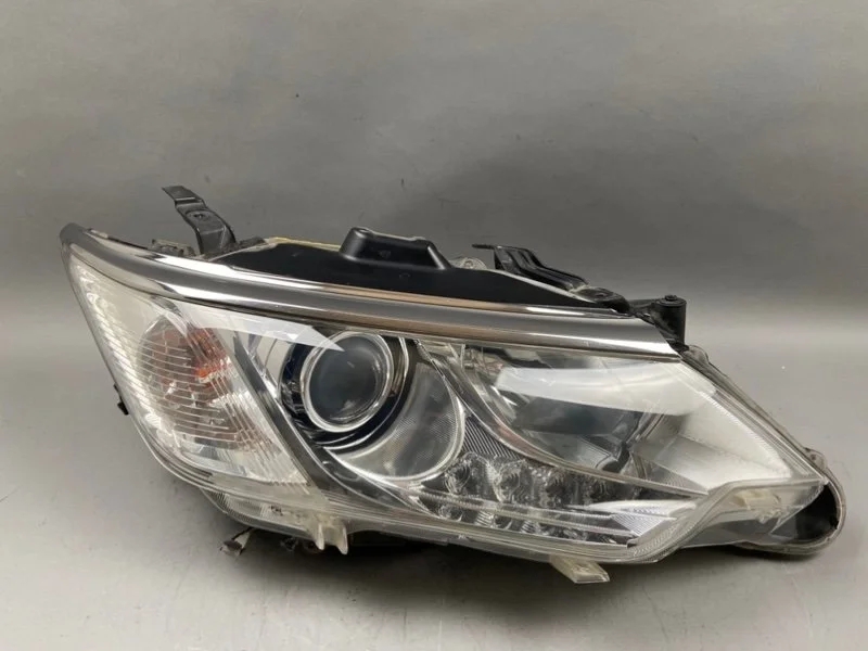 Фара Toyota Camry 2014-2018 8114533800 V55, правая