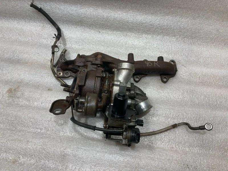 Турбокомпрессор (турбина) Toyota Land Cruiser 2015 1720151021 URJ200 1VD-FTV 4.5, правый