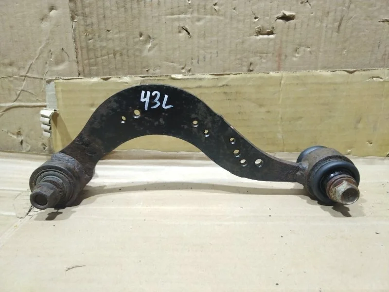 Рычаг задний поперечный Toyota Highlander 2014 4877048010 GSU55 2GR-FE 3.5, задний