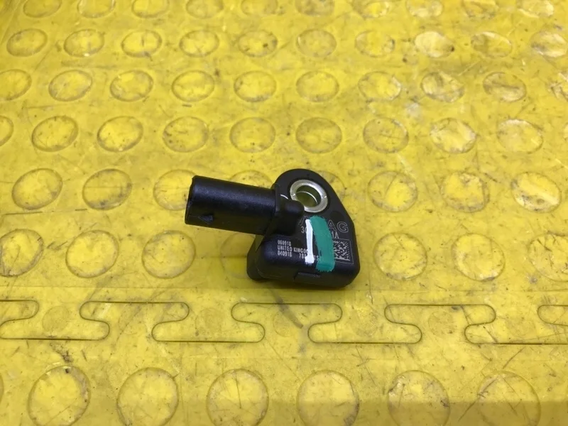 Датчик удара Skoda Octavia 2018 3Q0959351A 5E3 CJS 298666