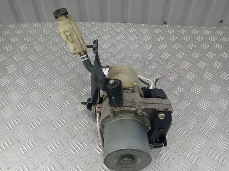 Насос гидроуселителя руля MAZDA 3 2013 BBM532600 BL