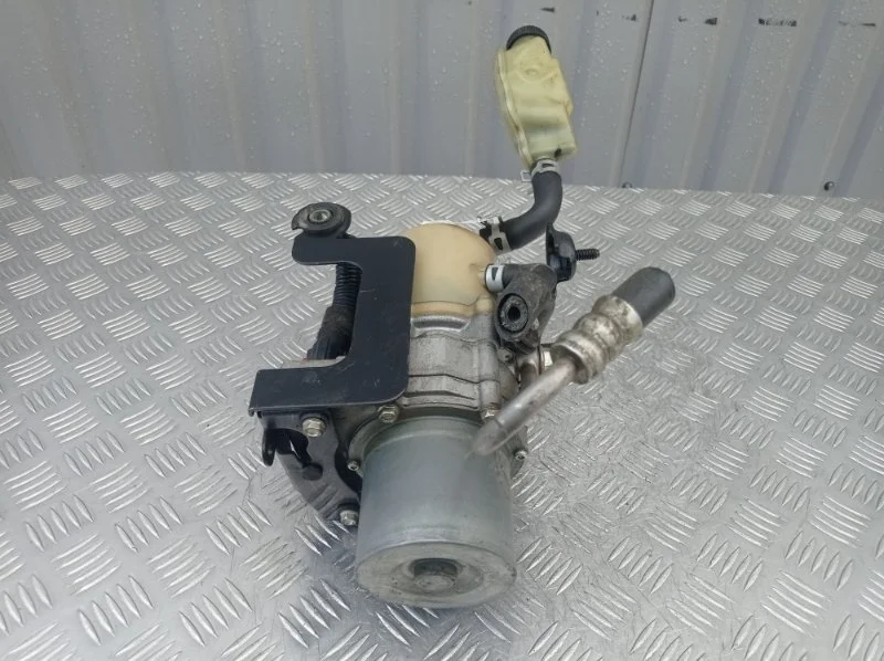 Насос гидроуселителя руля MAZDA 3 2013 BBM532600 BL