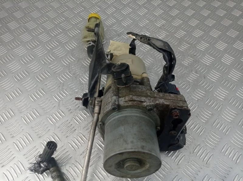 Насос гидроуселителя руля MAZDA 3 2013 BBM532600 BL