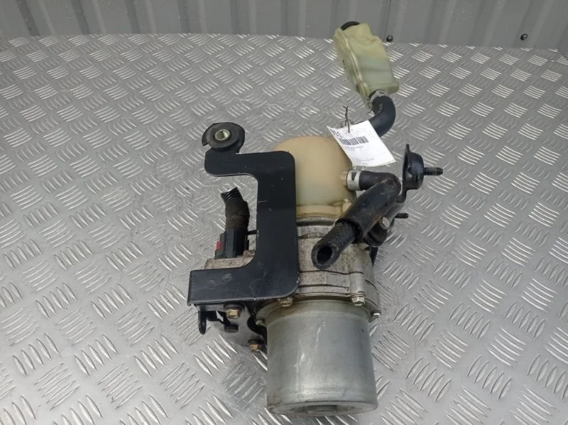 Насос гидроуселителя руля MAZDA 3 2013 BBM532600 BL