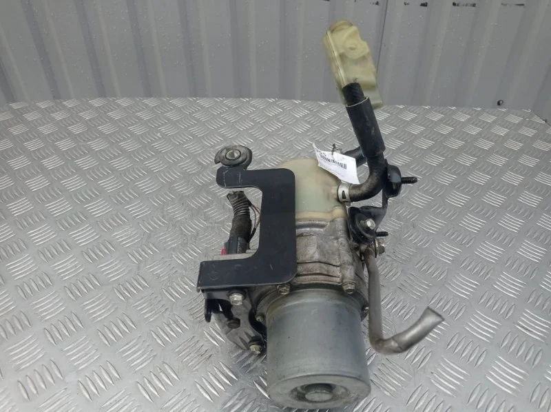 Насос гидроуселителя руля MAZDA 3 2013 BBM532600 BL