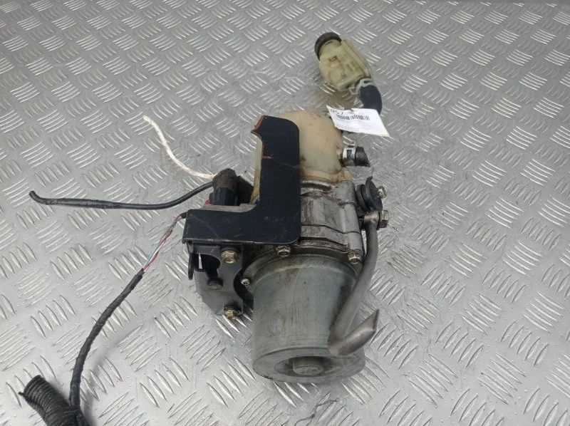 Насос гидроуселителя руля MAZDA 3 2013 BBM532600 BL