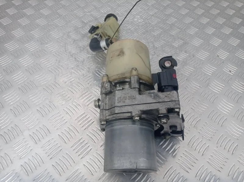 Насос гидроуселителя руля MAZDA 3 2013 BBM532600 BL