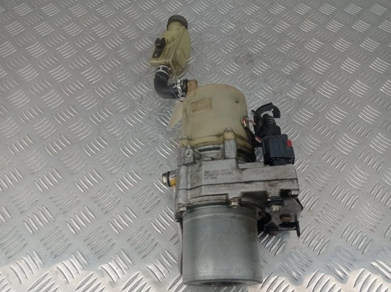 Насос гидроуселителя руля MAZDA 3 2013 BBM532600 BL