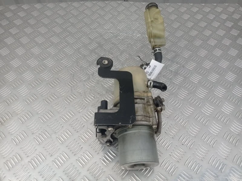 Насос гидроуселителя руля MAZDA 3 2013 BBM532600 BL