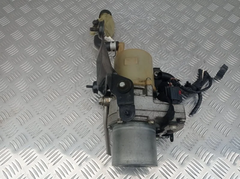 Насос гидроуселителя руля MAZDA 3 2013 BBM532600 BL