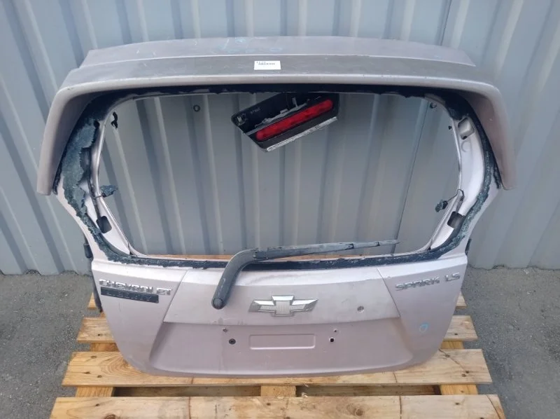 Крышка багажника CHEVROLET SPARK 2014 95387501 M300