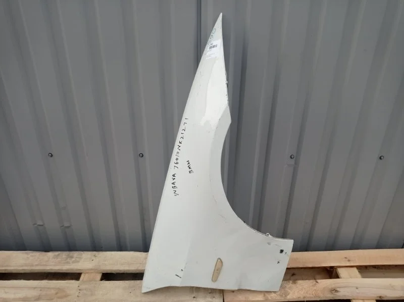 Крыло BMW 3 2008 41357135680 E90, переднее правое