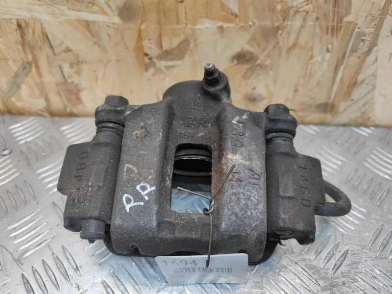 Суппорт тормозной Toyota Land Cruiser Prado 2012 4773034030 120 1GR, задний правый