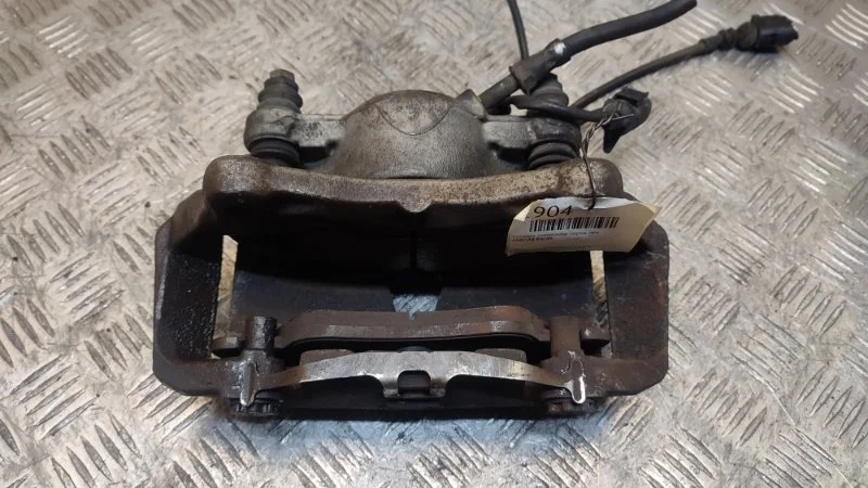 Суппорт тормозной AUDI A4 8K0615123C B8, передний левый