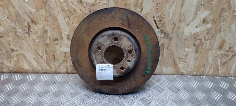 Диск тормозной AUDI A4 8K0615301A B8, передний