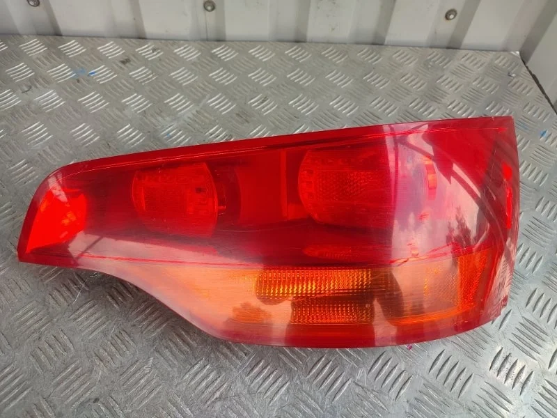 Фонарь AUDI Q7 4L0945094 4L, задний правый