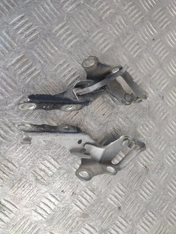 Петля капота TOYOTA COROLLA 5342012330 120