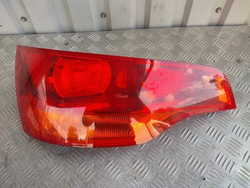 Фонарь AUDI Q7 4L0945093 4L, задний левый