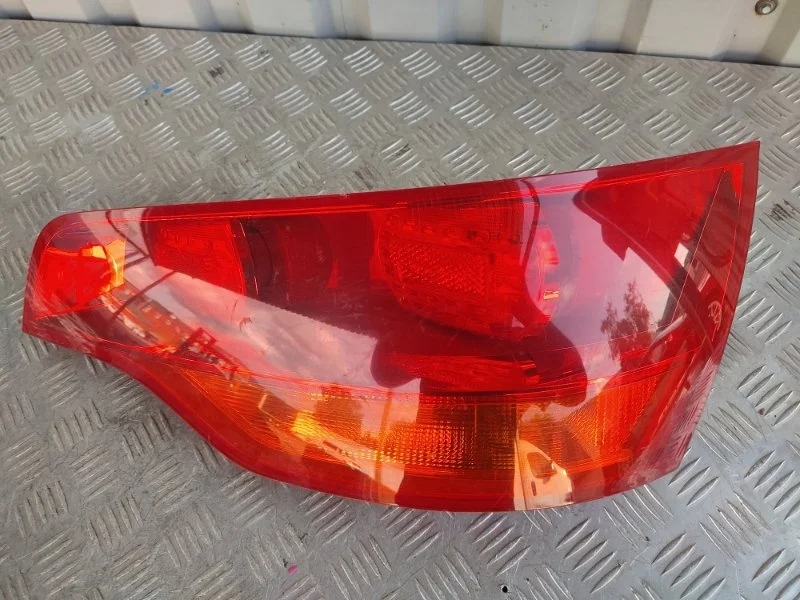 Фонарь AUDI Q7 4L0945094 4L, задний правый