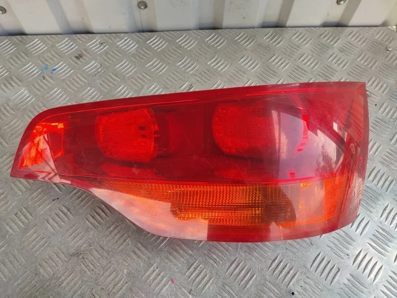 Фонарь AUDI Q7 4L0945094 4L, задний правый