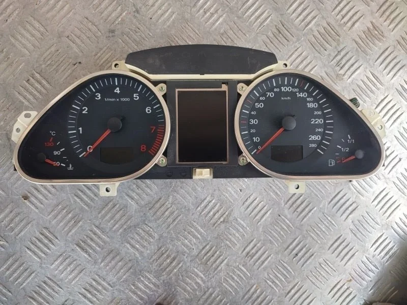 Панель приборов Audi Q7 4L0920930S 4L BAR