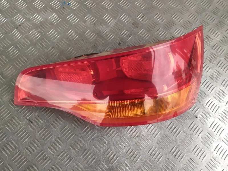 Фонарь AUDI Q7 4L0945094 4L, задний правый