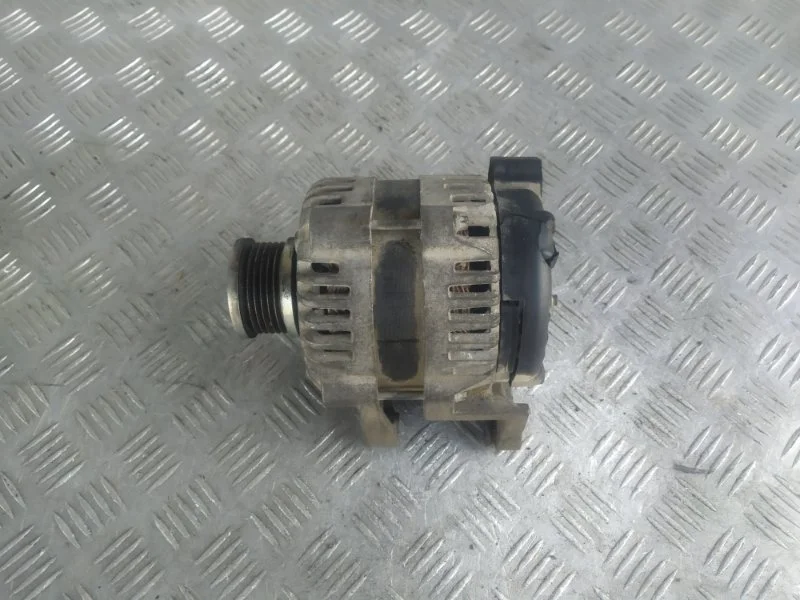 Генератор Chevrolet Cruze 13500577 J300 F18D4