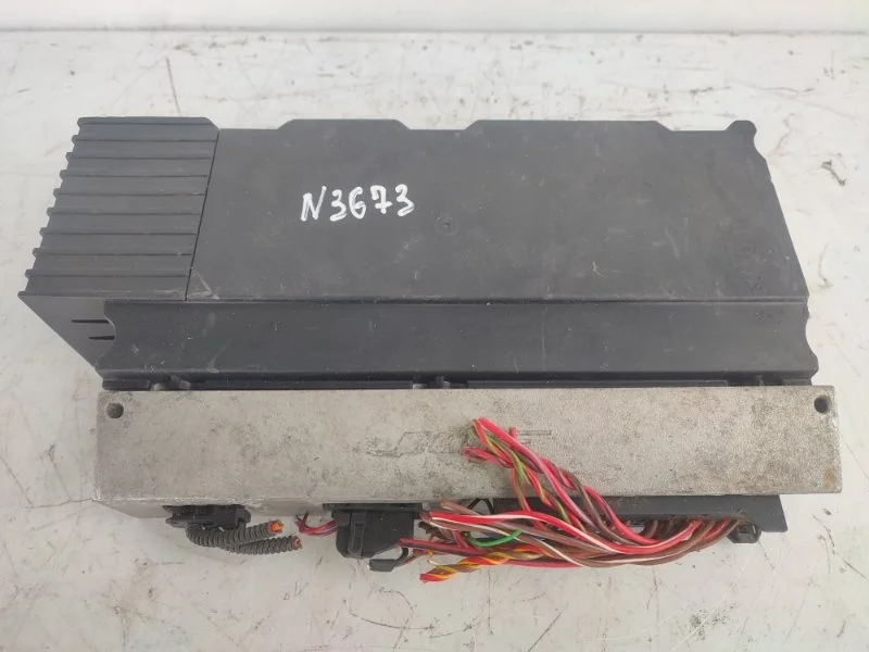 Усилитель звука AUDI Q7 4L0035223A 4L