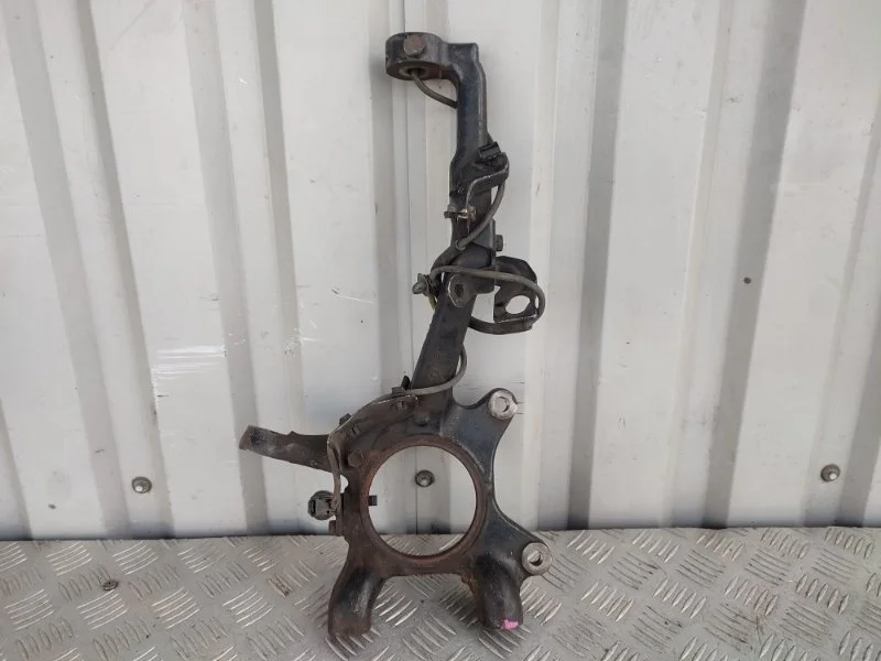 Кулак поворотный Toyota Prado 2018 4321160170 150, передний правый