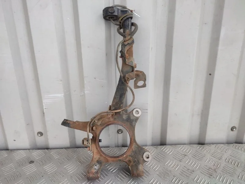 Кулак поворотный Toyota Prado 2011 4321160170 150, передний правый