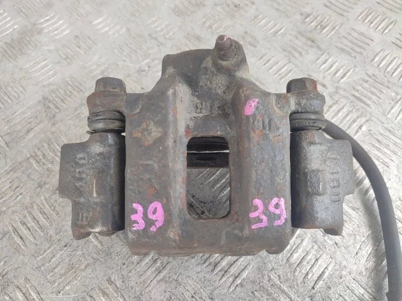 Суппорт тормозной Toyota Prado 2006 4773034030 120, задний правый