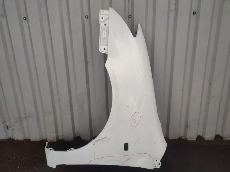 Крыло Toyota Corolla Alex Runx 2004 5381213080 E12, переднее левое