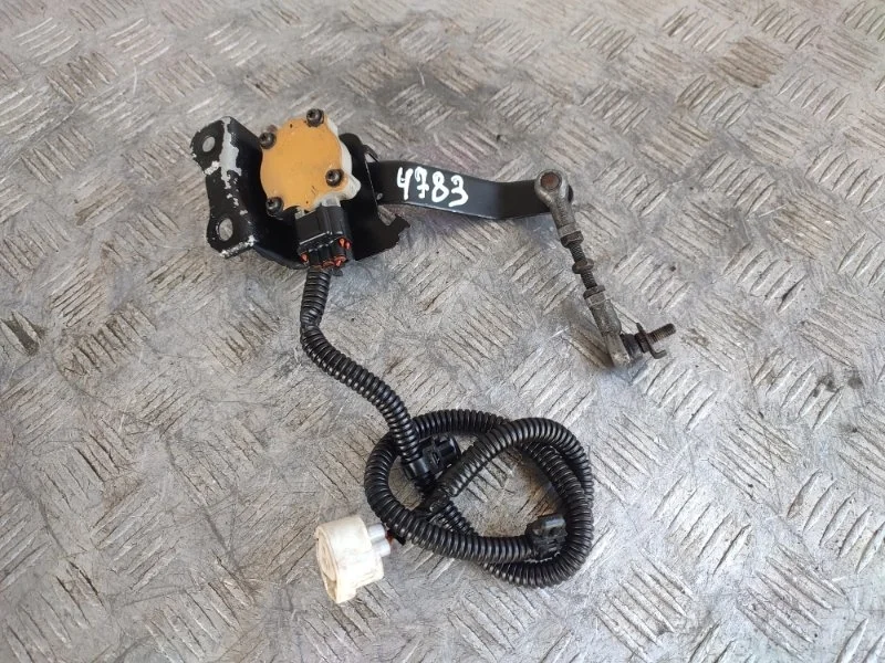 Датчик положения Toyota LAND CRUISER 8940660020 100, передний левый