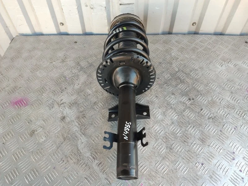 Стойка подвески VOLKSWAGEN MULTIVAN 7E5413031C T5, передняя правая