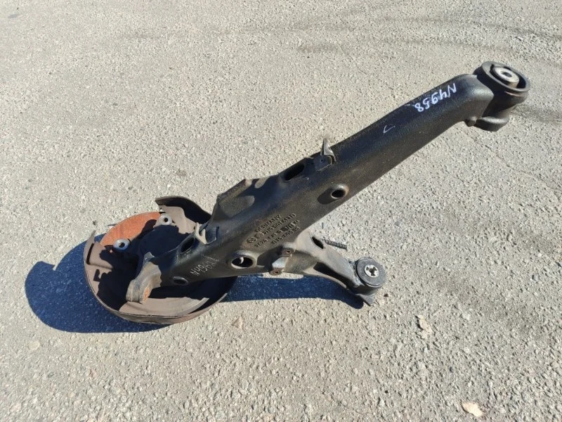 Рычаг подвески нижний VOLKSWAGEN MULTIVAN 7H0501413D T5, задний левый