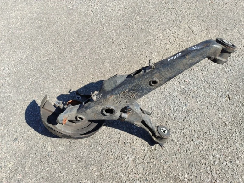 Рычаг подвески нижний VOLKSWAGEN MULTIVAN 7H0501413D T5, задний левый